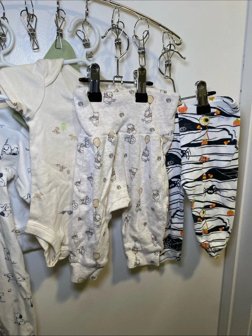 Gerber, Little one,Carter, White & Neutral Printed Baby One-Piece Footies Set